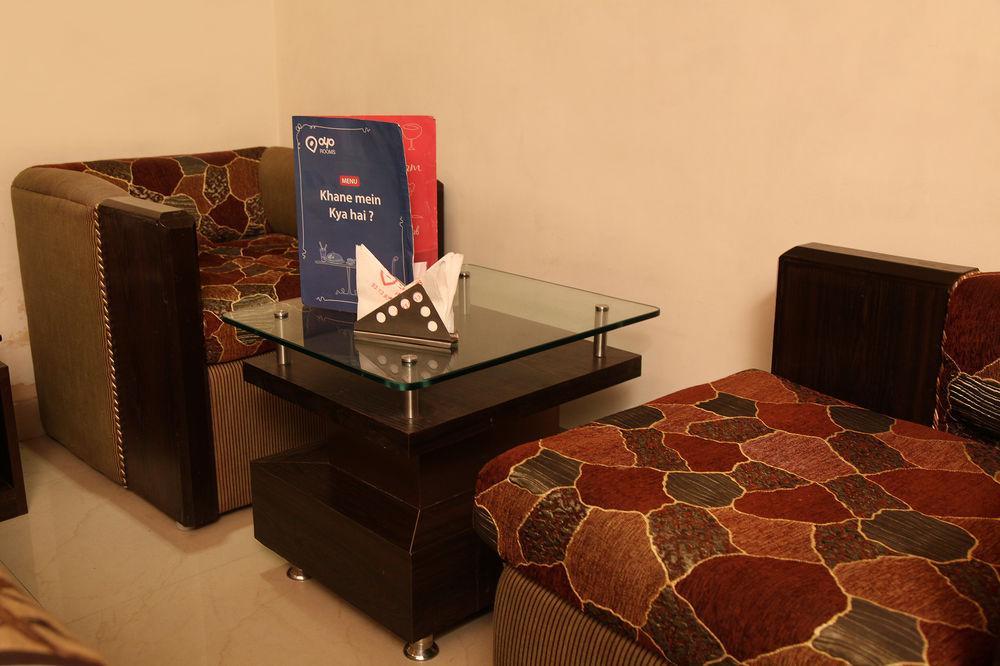 Oyo 905 Galaxy View Hotel Prayagraj Extérieur photo