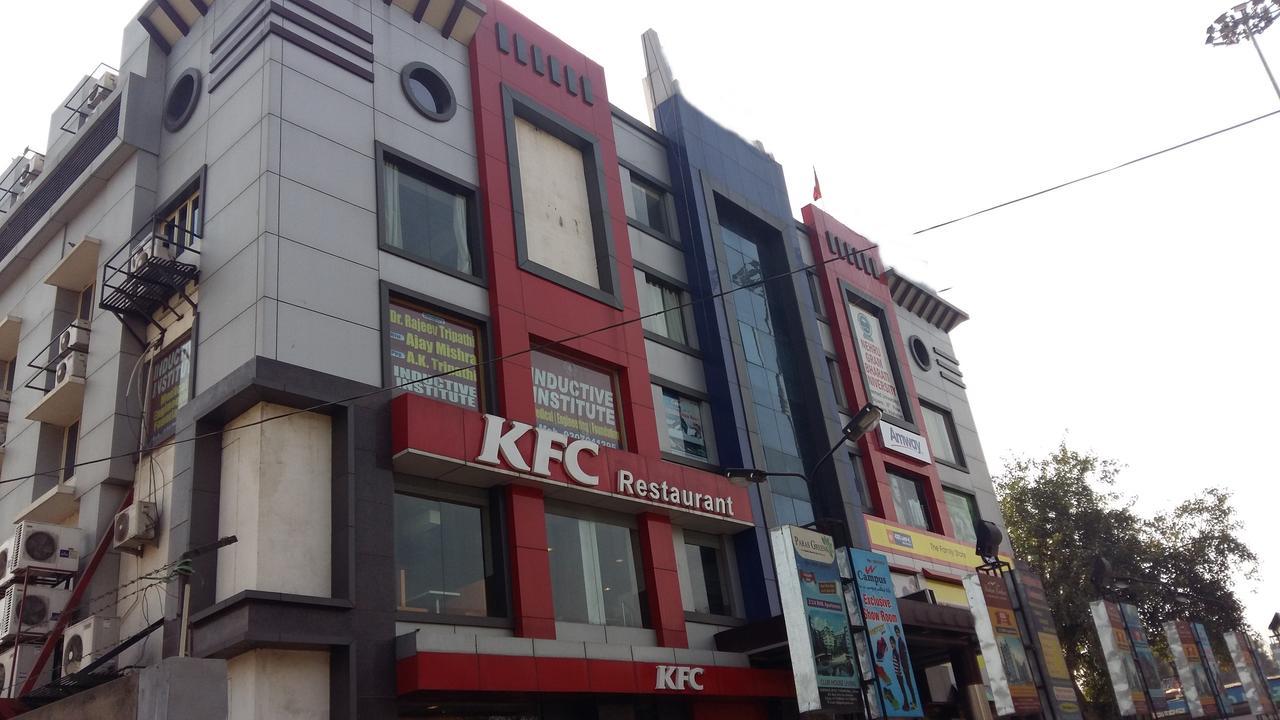 Oyo 905 Galaxy View Hotel Prayagraj Extérieur photo